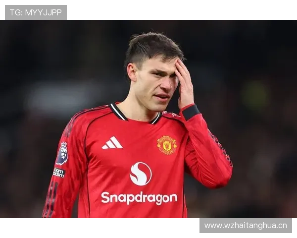 曼联防线失误频繁引发争议，本赛季球队稳定性面临考验